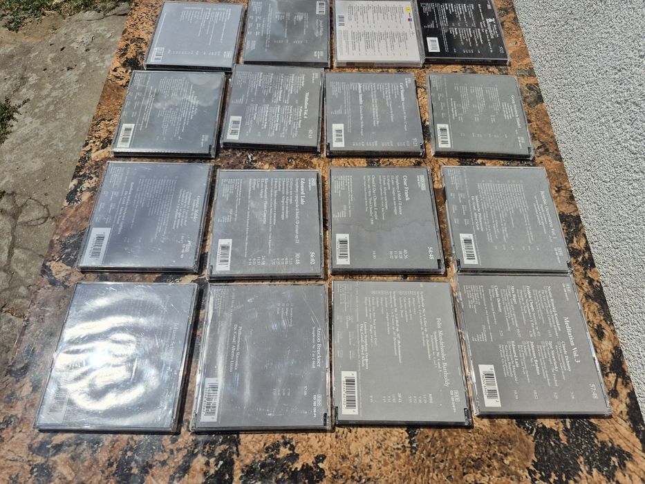 Vând Lot 16 CD cu muzica clasica mixta din colectia PILZ