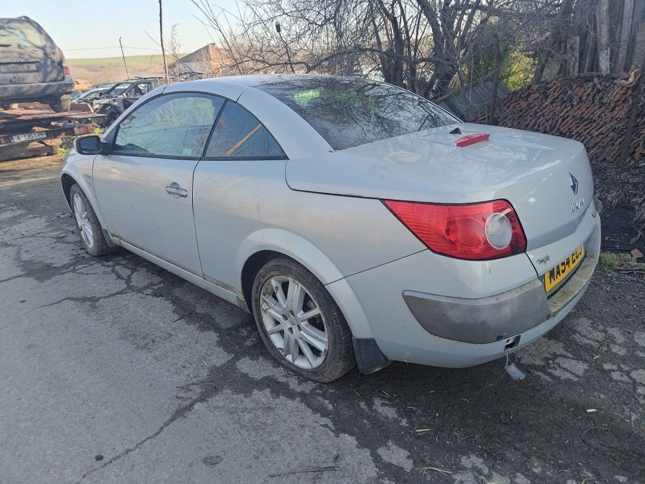 Renault Megane coupe cabriolet 1.4 или 1.6 16 v