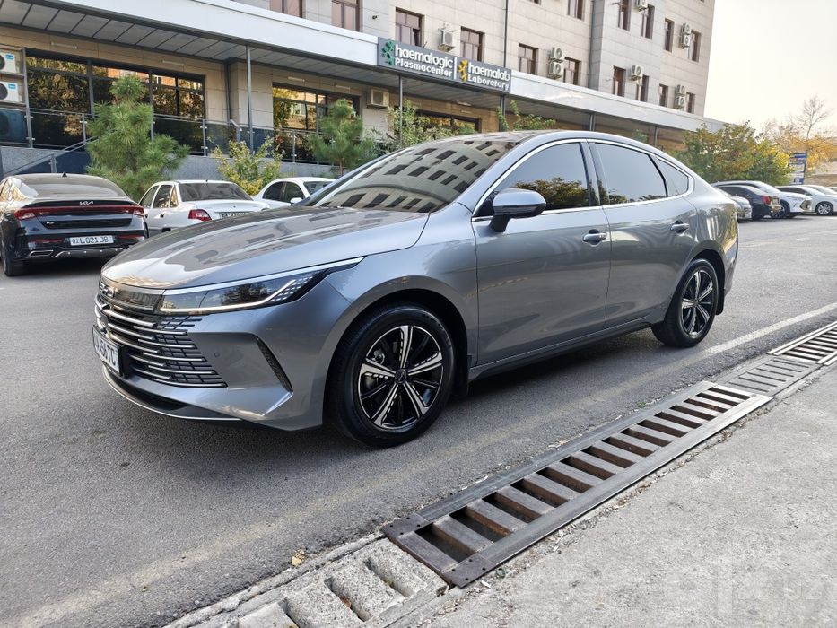 BYD Chazor 2025yil 120 tali flagship
