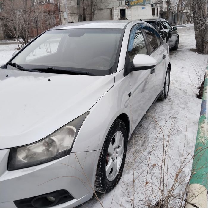 Продам шевроле круз