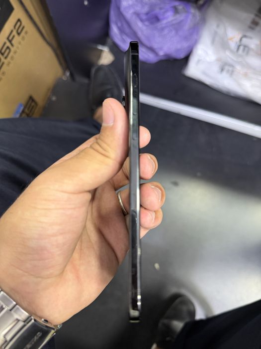 Iphone air  black 256 гб