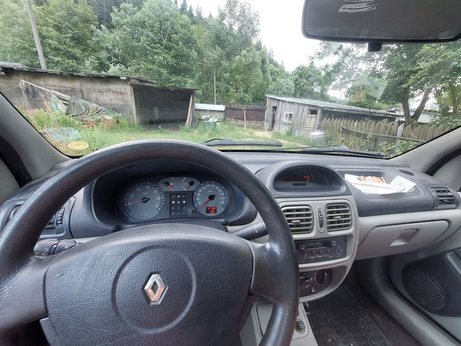 RENAULT Clio 2005 — imagine 3