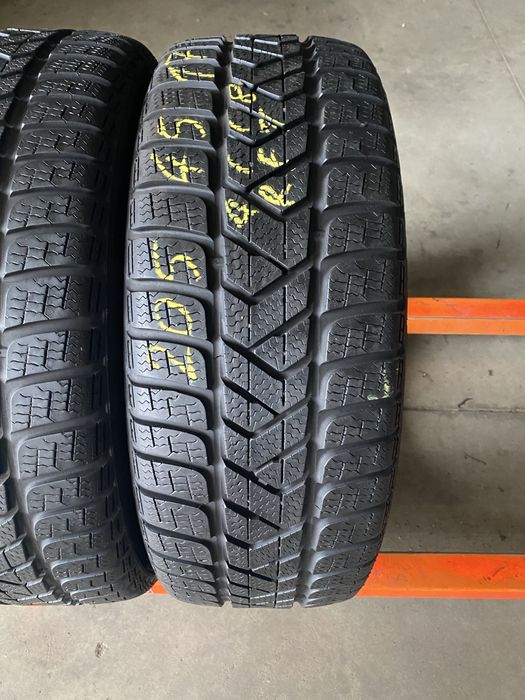 Anvelope iarna 205/45/17 Pirelli Sottozero 3 RFT 205 45 17 R17