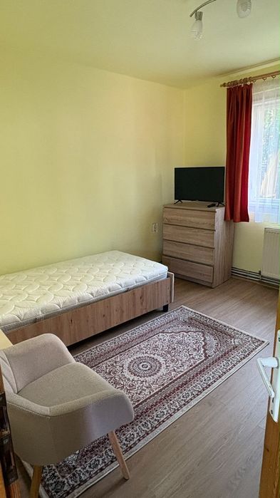 Inchiriez parte duplex