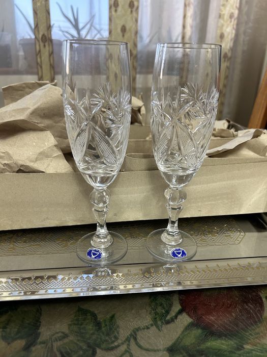 Хрустальные бокалы 6 штук