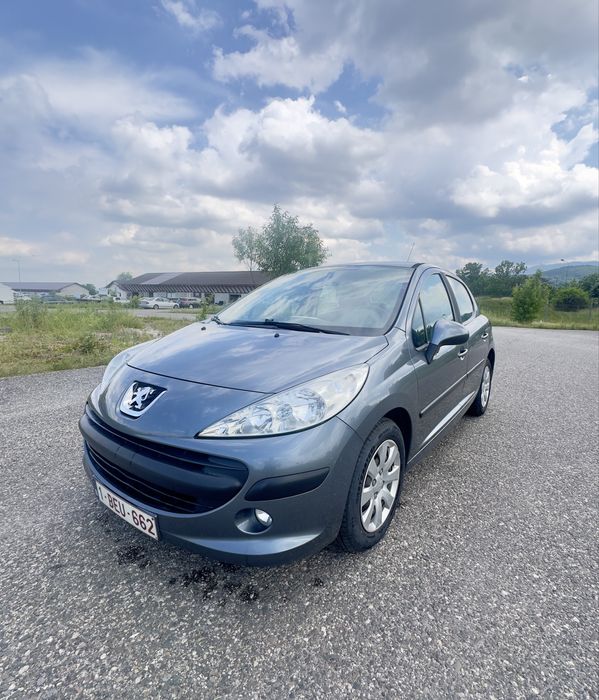 Peugeot 207 1.4 benzina