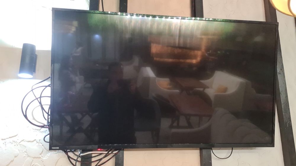 Телевизор TOSHIBA