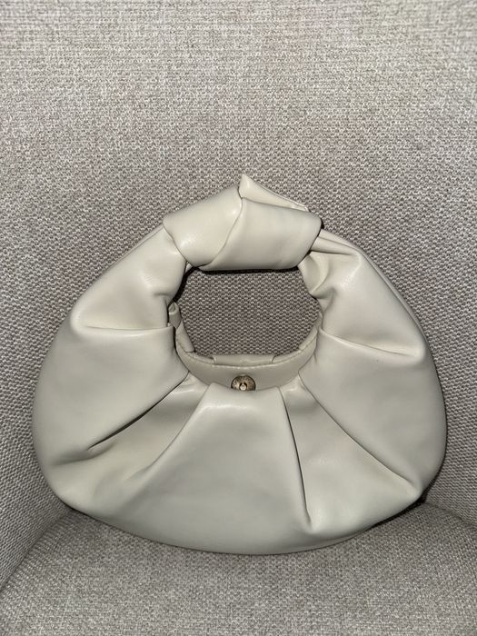 Бяла мини чантичка, розова чантичка