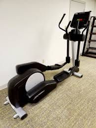 Эллиптический Тренажер