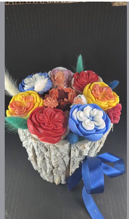 Aranjamente flori din săpun natural