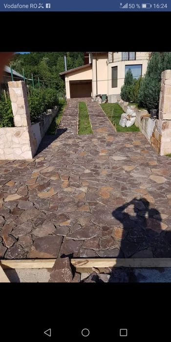 Piatră naturala de munte. Piatra cubica