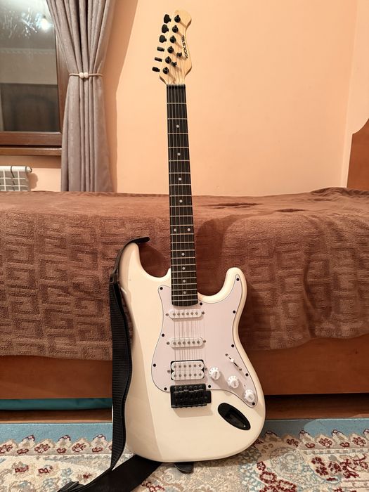 Комплект Электрогитара/Комбоусилитель