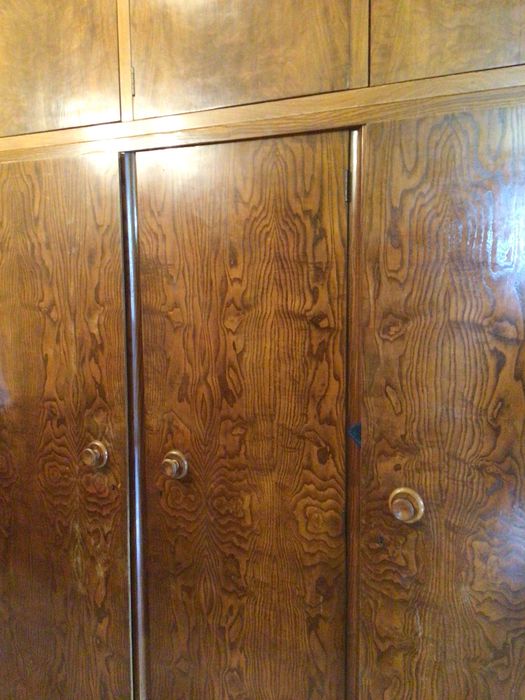 Старинен гардероб ръчна изработка орех