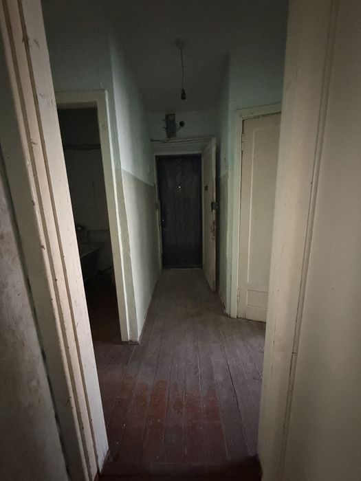 Срочно продаю 3-х комнатную квартиру в Нуравшане