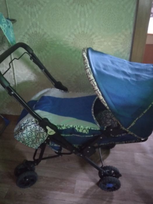 Продам детскую коляску
