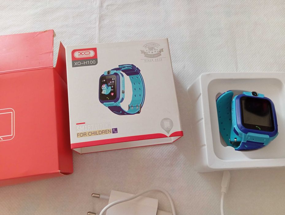 Продавам чисто нов смарт часовник