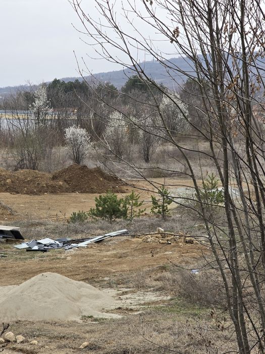 Голям парцел до Стадиона в Горна Оряховица