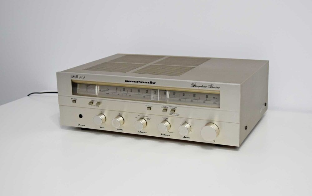 Amplituner Marantz SR-810, amplificator