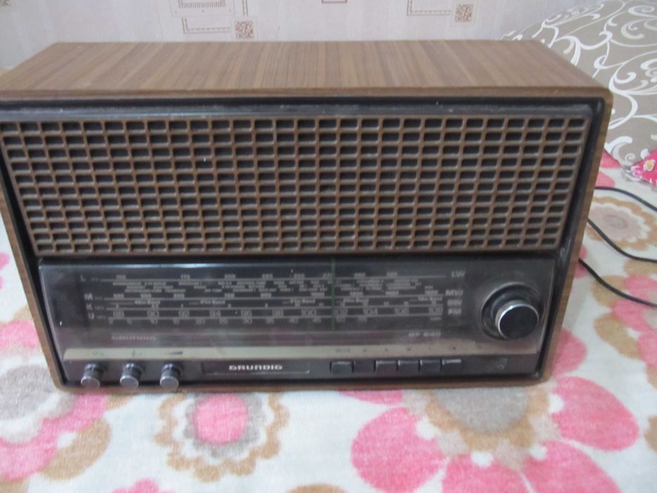 Ретро радио GRUNDIG 1979г.