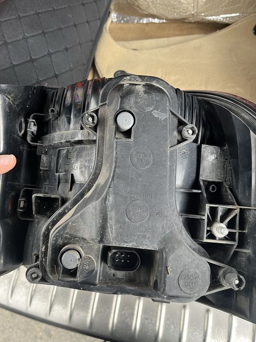 Ляв стоп за порше кайен 4.5