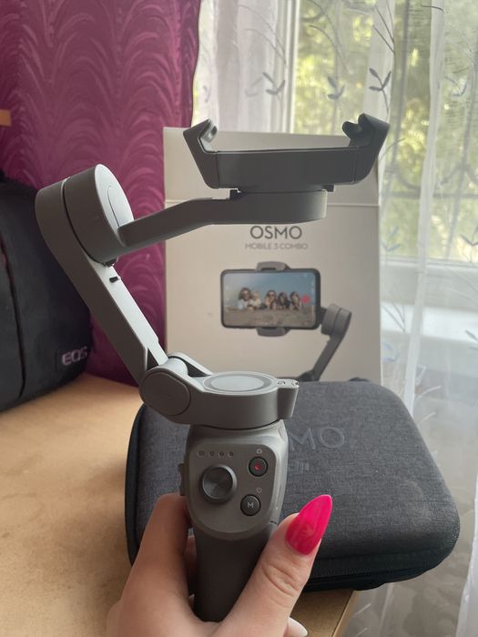 Стедикам DJI Osmo Mobile 3 Combo