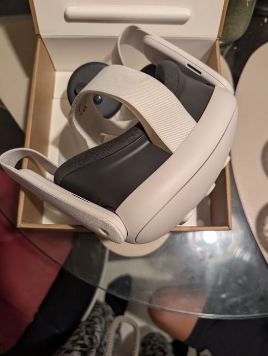 VR  Meta Quest 3 , 512 gb.,crack-uit, jocuri gratuite!