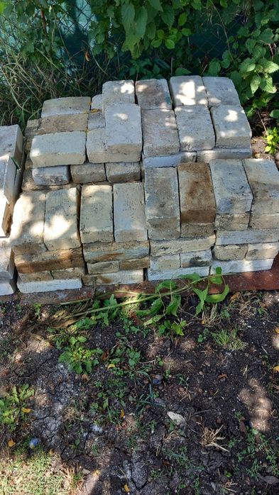 Продавам огнеопорни тухли