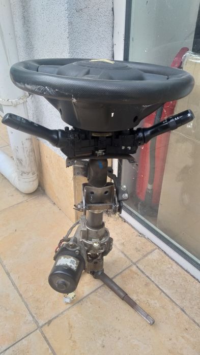 Кормилно управление колона