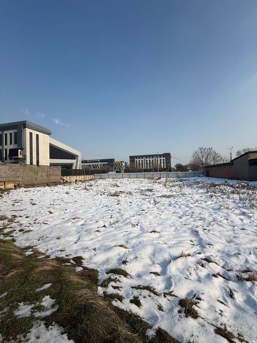 Срочно продается коммерческая территория 35 соток первая линия Сергели