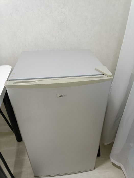 Холодильник офисный