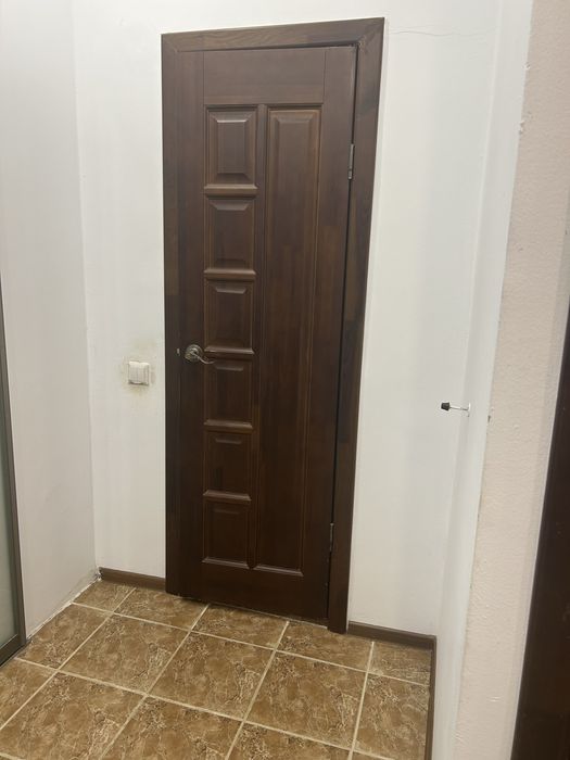 Продам двери меж