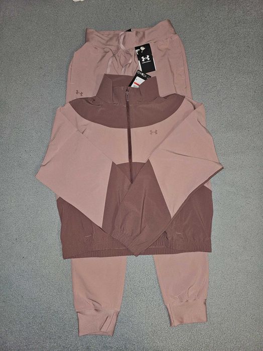 Дамски екип Under Armour