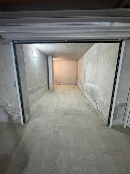 Продава се НОВО строителство – монолитен подземен гараж в западната част на Казанлък!