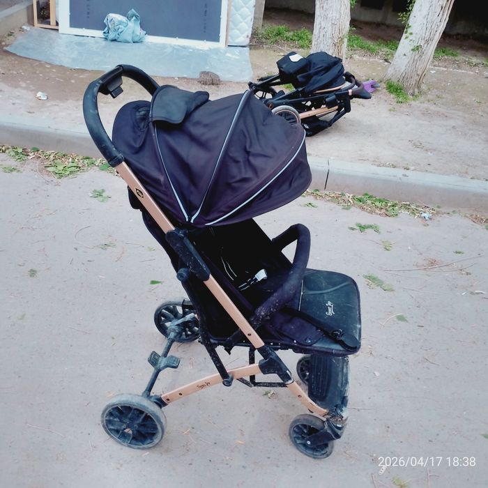 в хорошем состоянии коляска