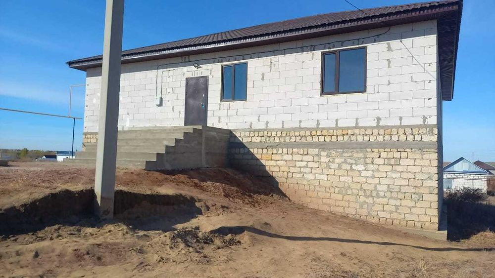 Ақшат - 2 жер үй сатылады