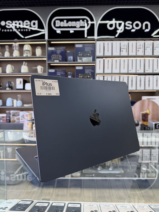 MacBook Air M4 16/512