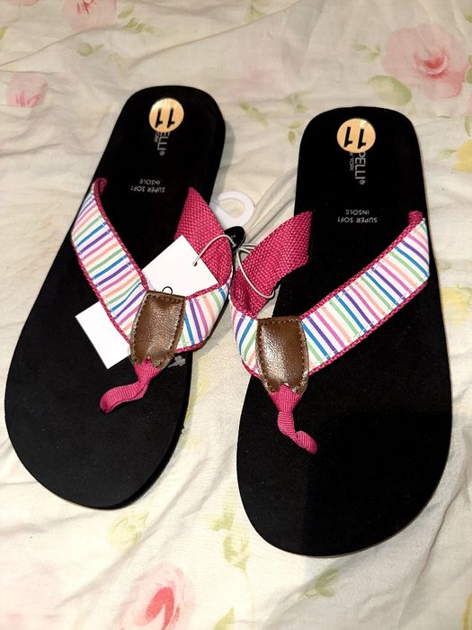 обувь женская (новая)