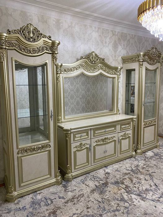 Шохона мехмонхонангиз учун, Шохона пенал камотларимиз.