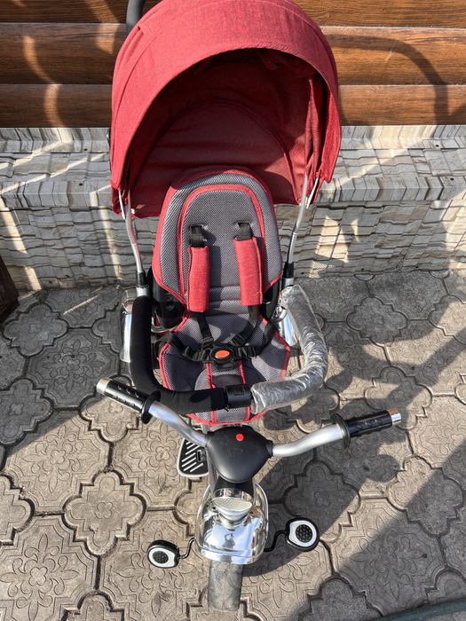 Трехколесный велосипед