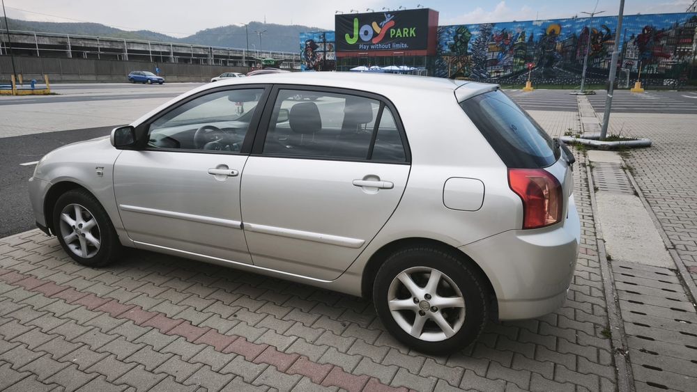 De vânzare: Toyota Corolla 2005 – 1.4 D-4D, MMT, 261.000 km, Hatchback