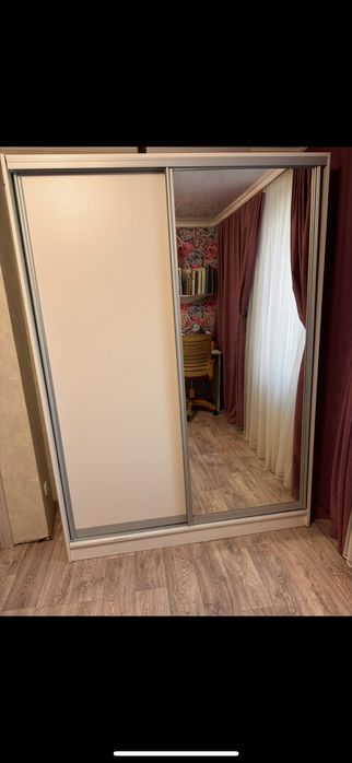 Продам шкаф купе