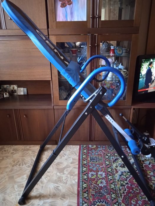 Продам инверсионный стол GENAU