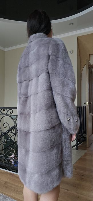 Продам норковую шубу 44 р