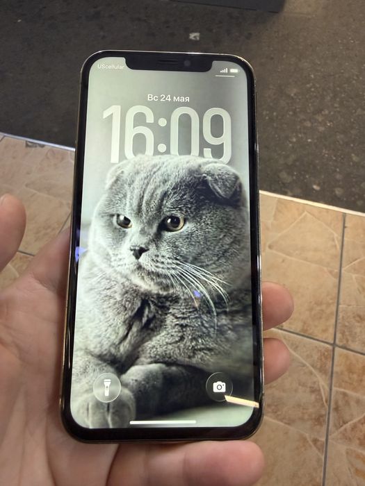 Iphone 12 Pro в состояния идеал. Экран менялся