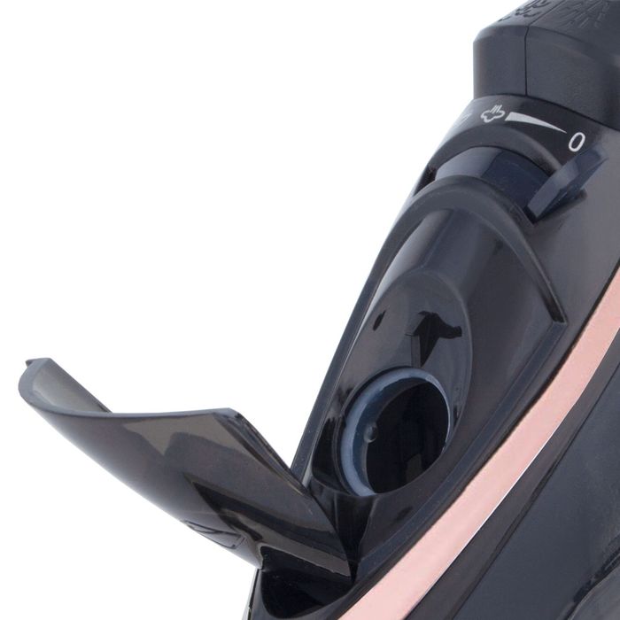 Нова парна ютия Rohnson R-386 2600W