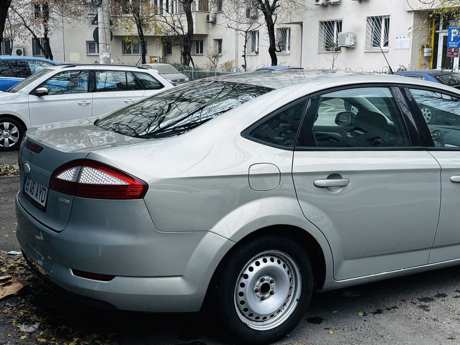 Ford mondeo MK4 1.8 TDCI BERLINA