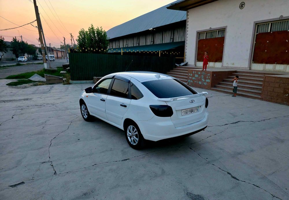 Lada Granta 2014y