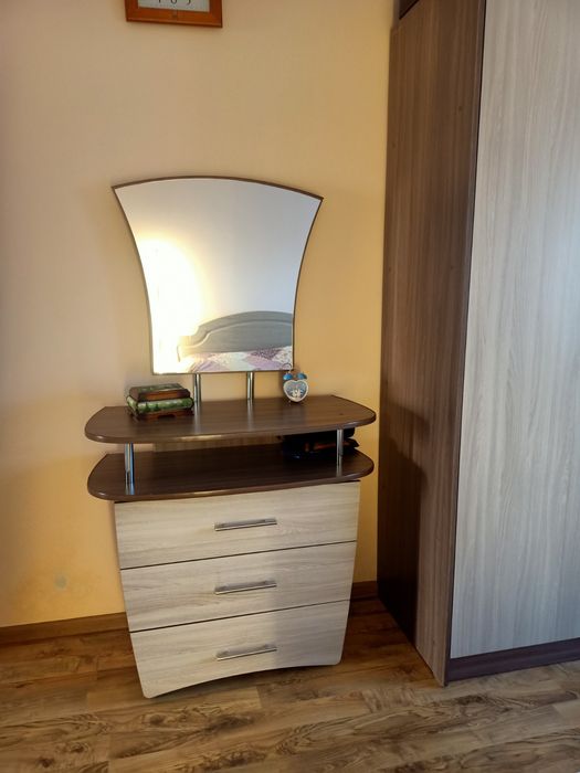 Спальный гарнитур