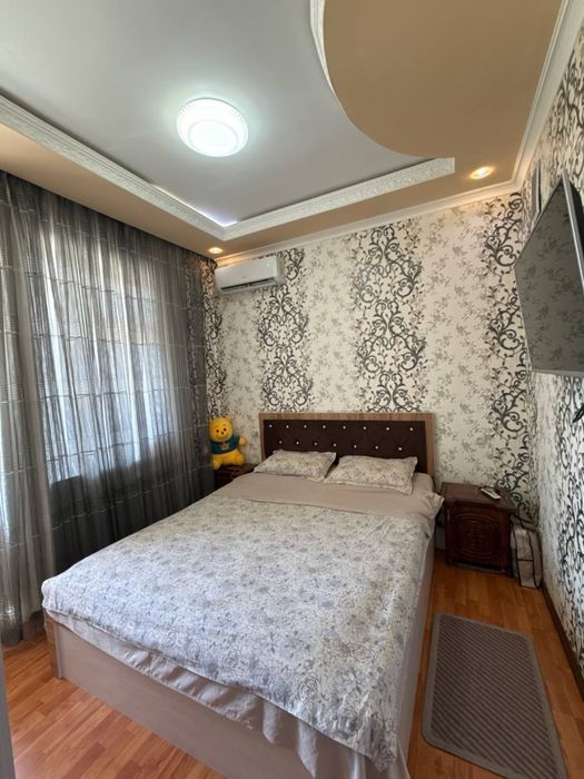 6 A uy sotiladi 2 xonali 3 xona qilingan