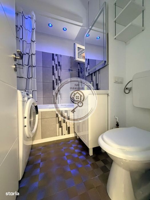 Apartament 3 camere– Bd. Gării – Parcare – Se acceptă pisici**
